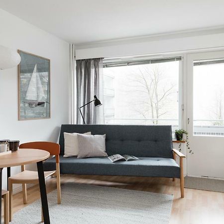 Spacious Design Studio Home With Terrace 헬싱키 외부 사진